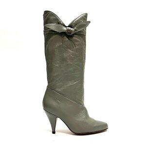 Vintage 1980s gray leather pull on mid calf heeled bow boots